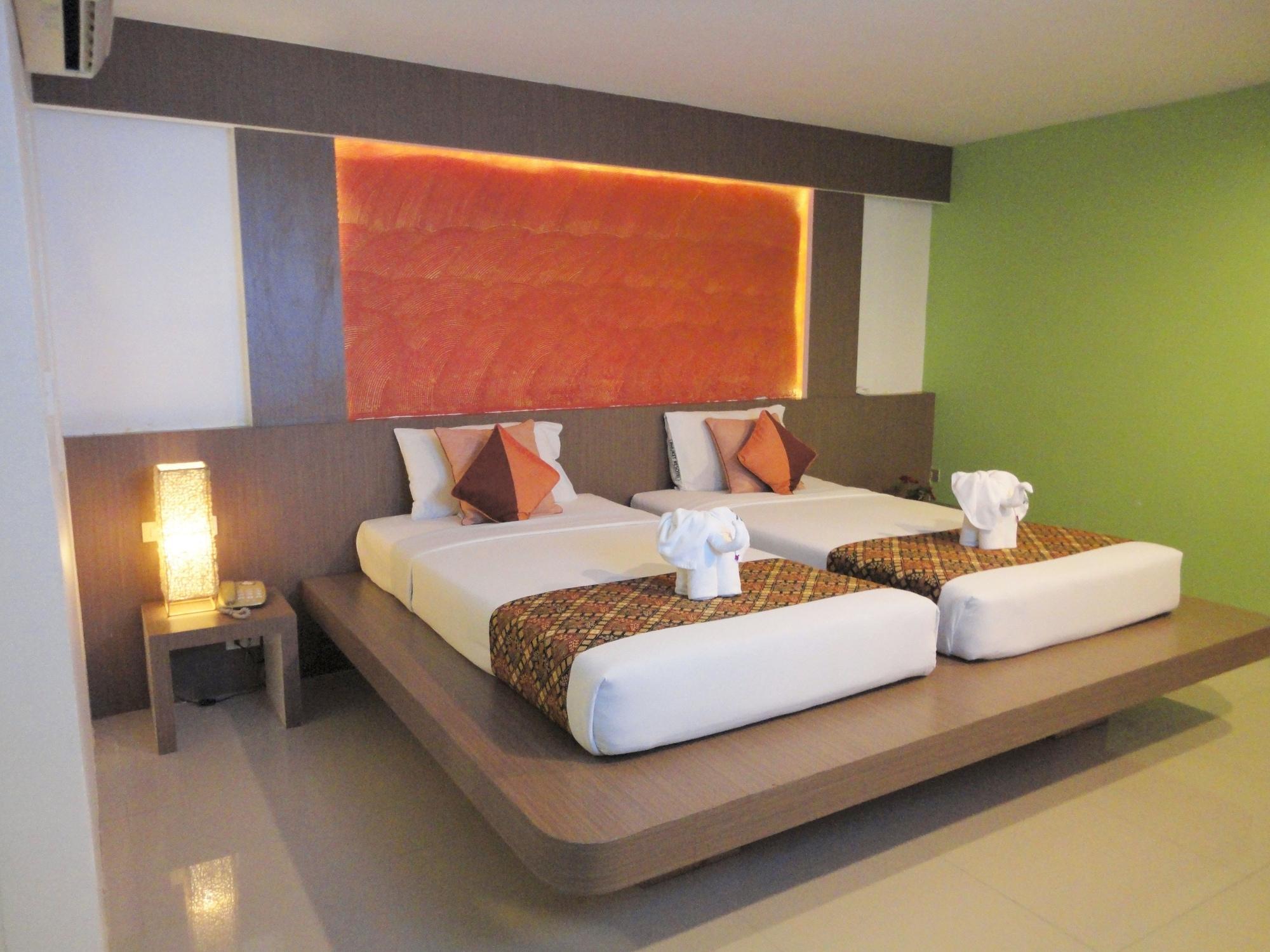 La Moon At Phuket - Sha Extra Plus Екстер'єр фото