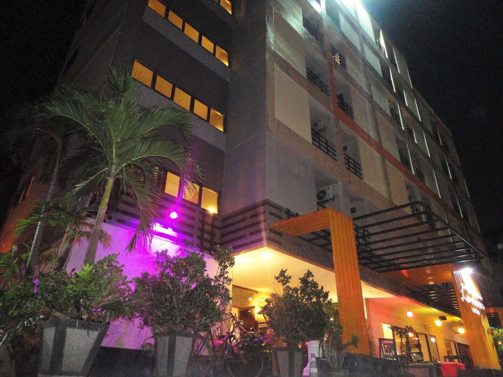 La Moon At Phuket - Sha Extra Plus Екстер'єр фото
